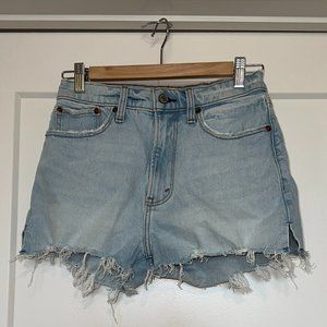 Abercrombie Curve Love High Rise Light Wash Mom Shorts